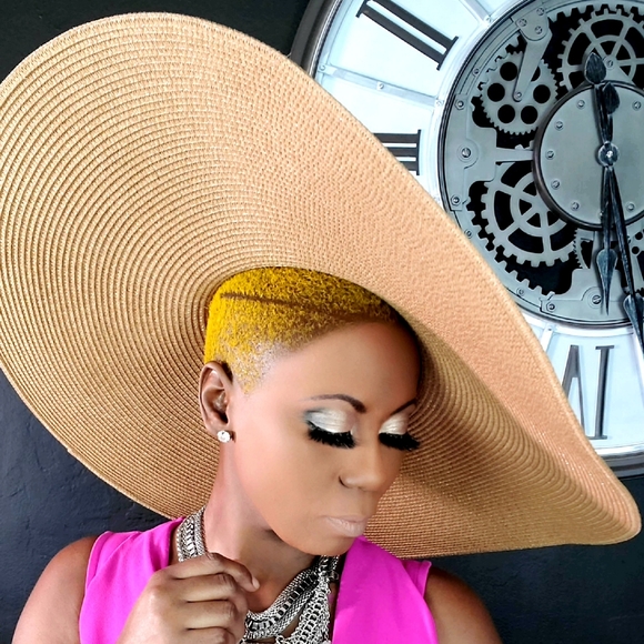 Hat - Picture 4 of 5